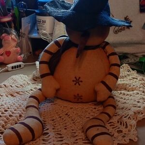 Primitive 19" Large Snowman